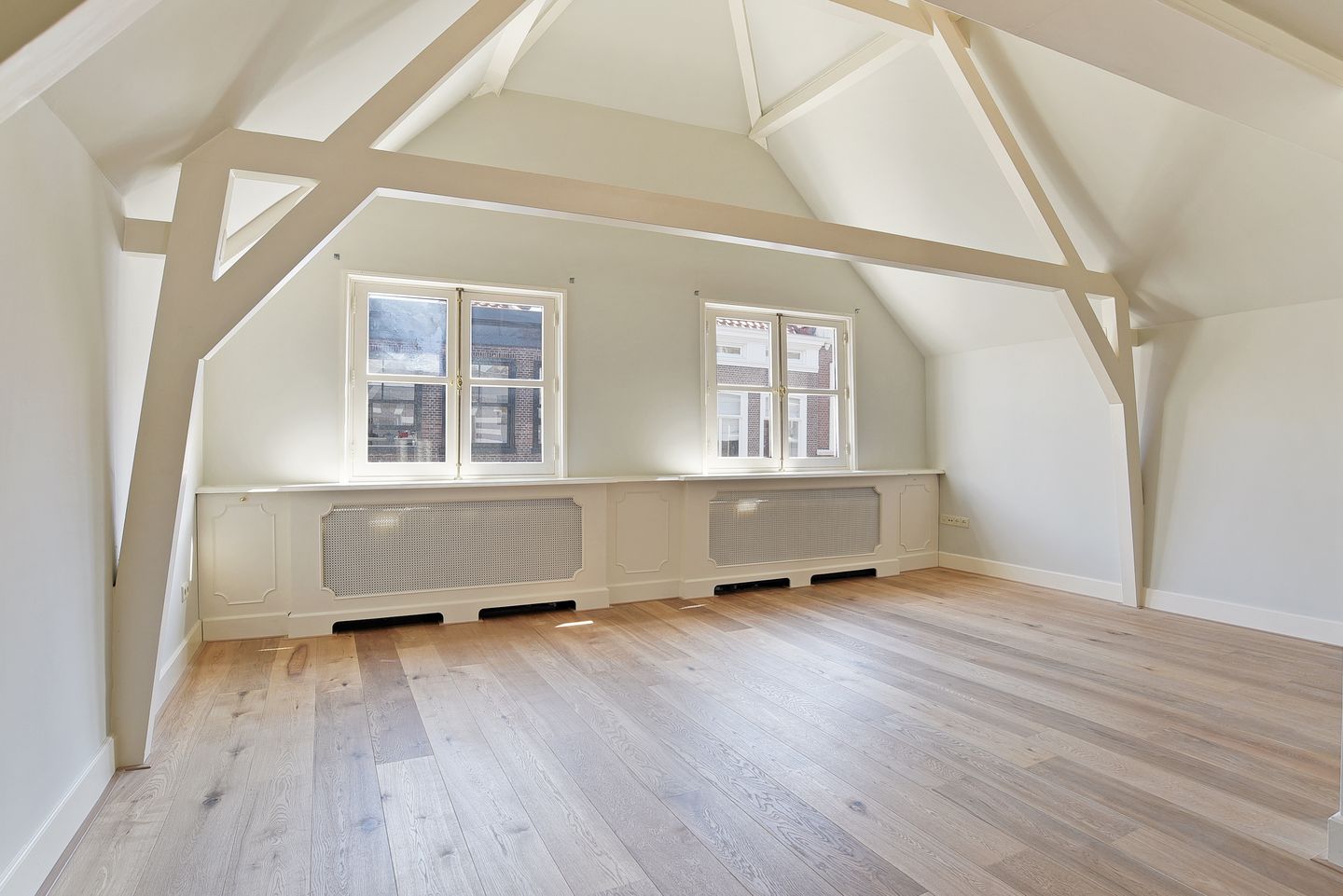 Photo 10 of Denneweg 112-F