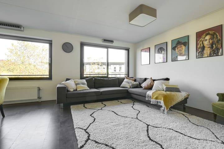 Foto 8 van Merelstraat 100