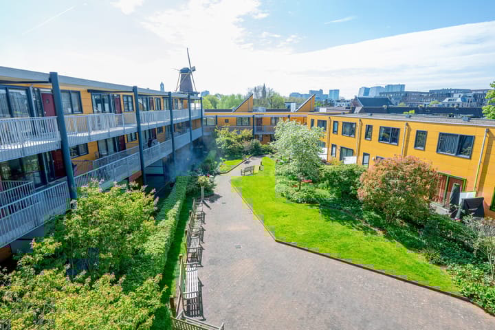 Foto 1 van Merelstraat 100