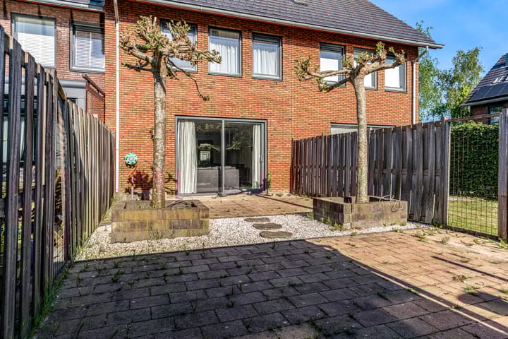 Foto 33 van Korenbloemlaan 21