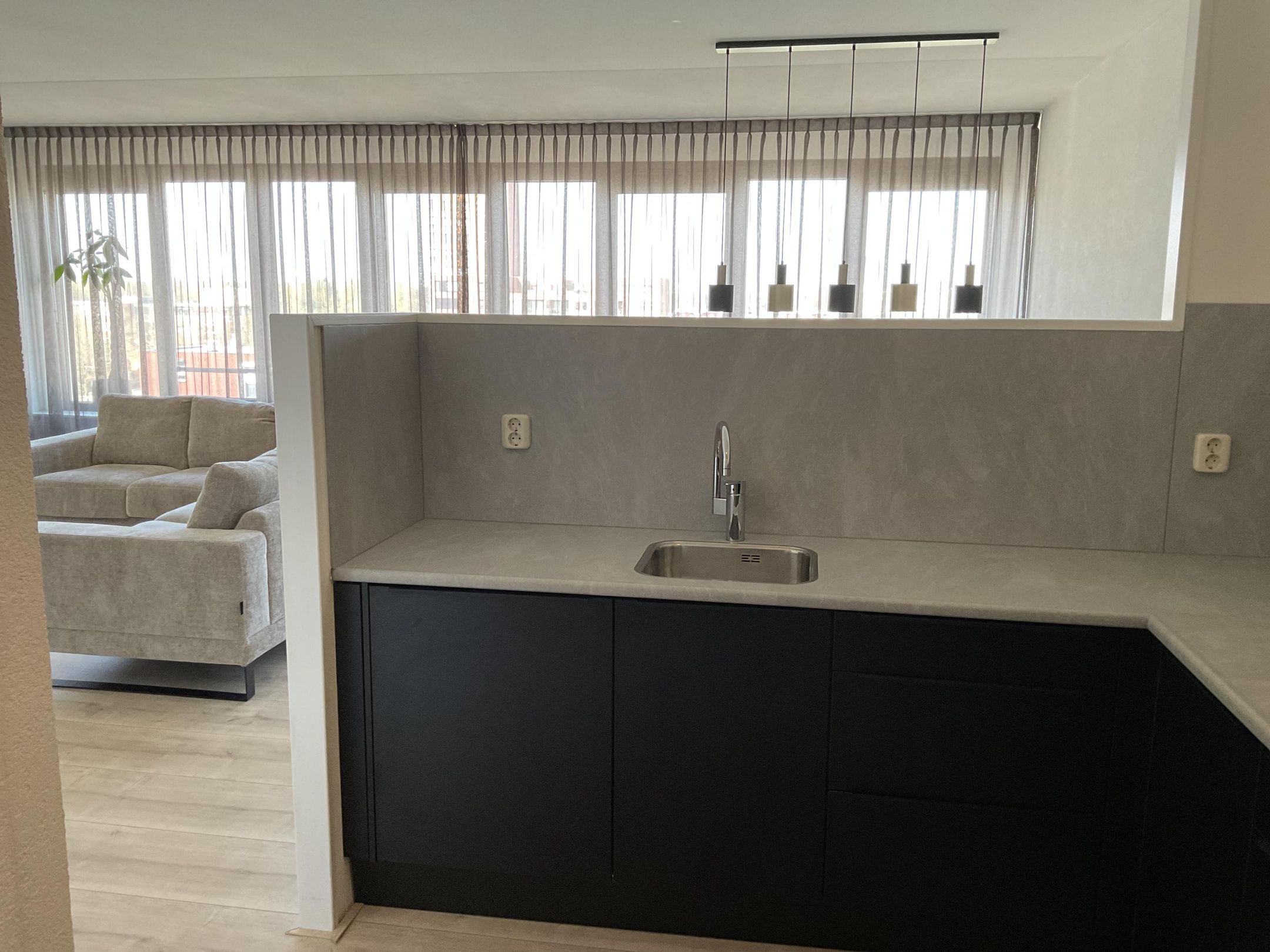 Foto 3 van Beneluxlaan 60