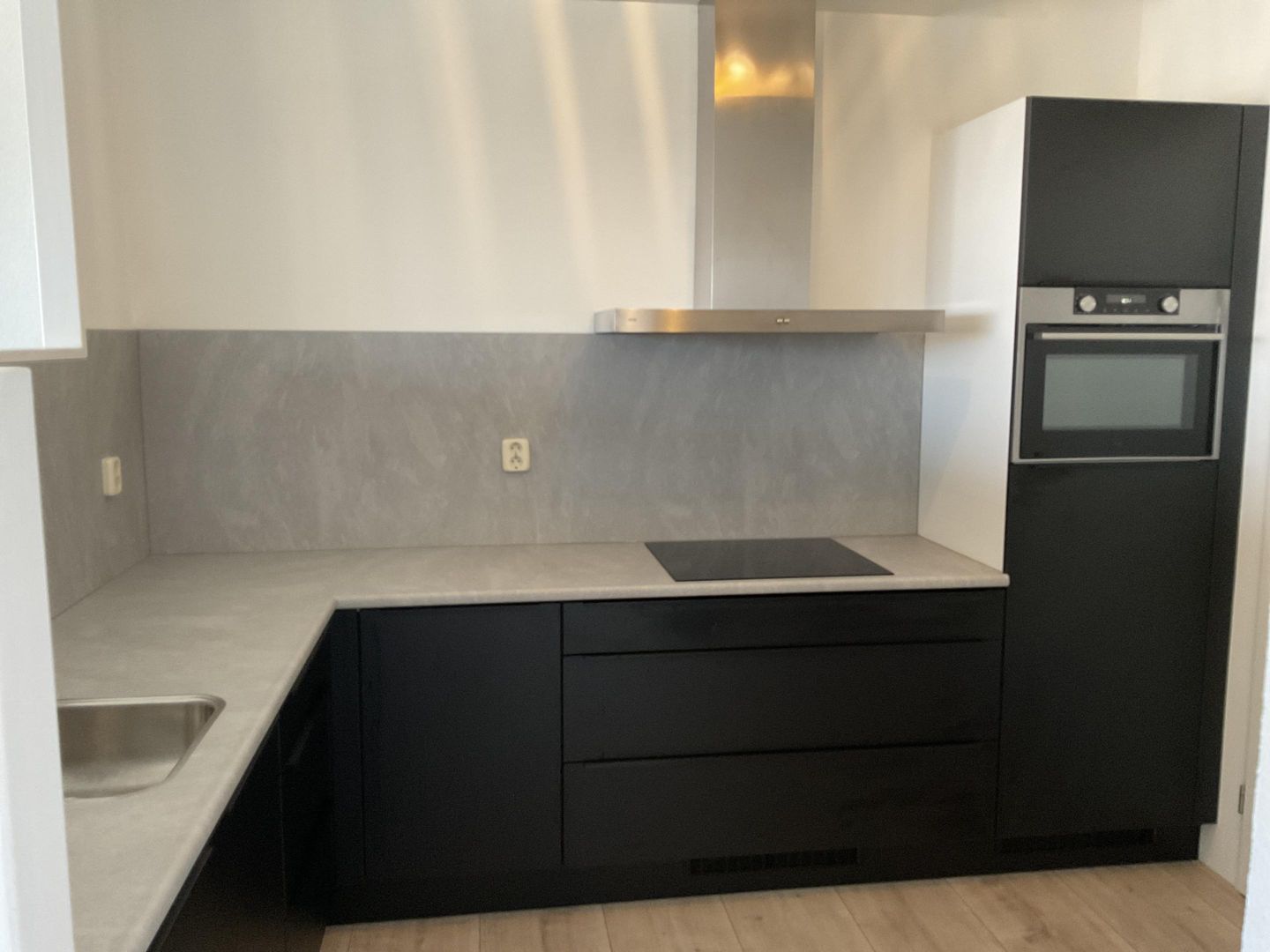 Foto 4 van Beneluxlaan 60