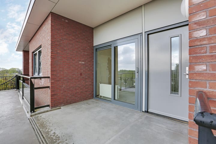 Foto 12 van Beneluxlaan 60