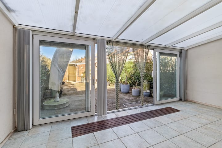 Foto 6 van Alberdingk Thijmstraat 8