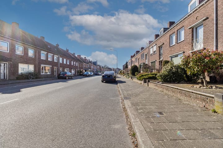 Foto 23 van Alberdingk Thijmstraat 8