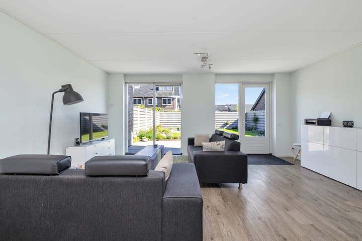 Foto 8 van Van Koningsveldstraat 13