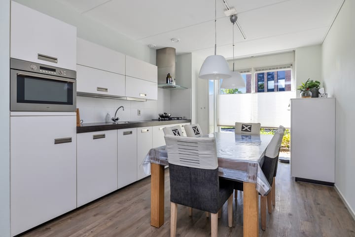 Foto 15 van Van Koningsveldstraat 13