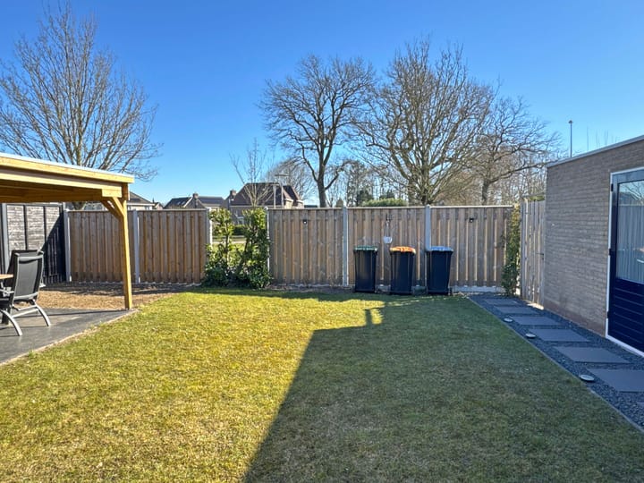 Foto 10 van Berberis 2