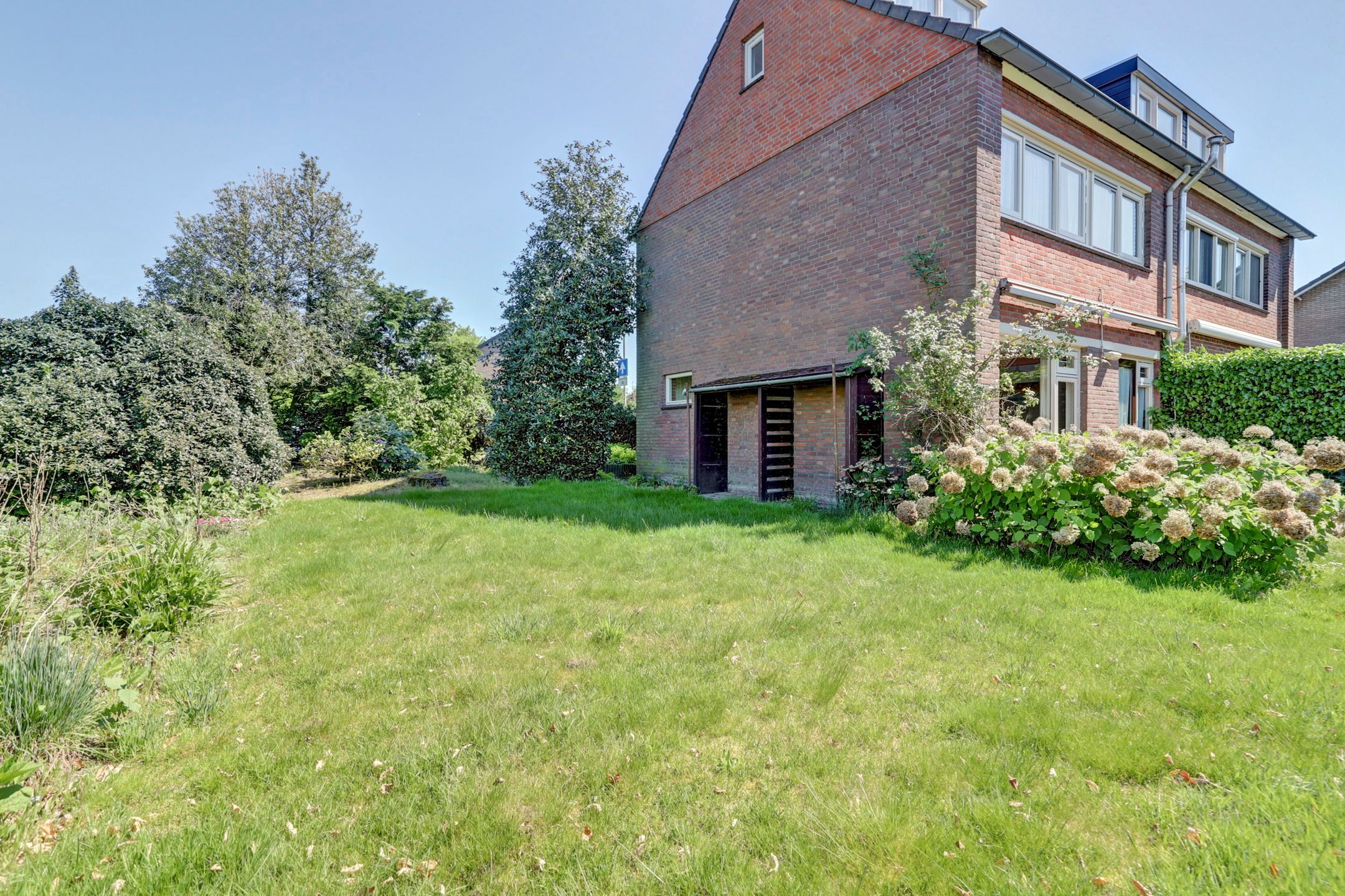 Photo 33 of Gladiolenstraat 7