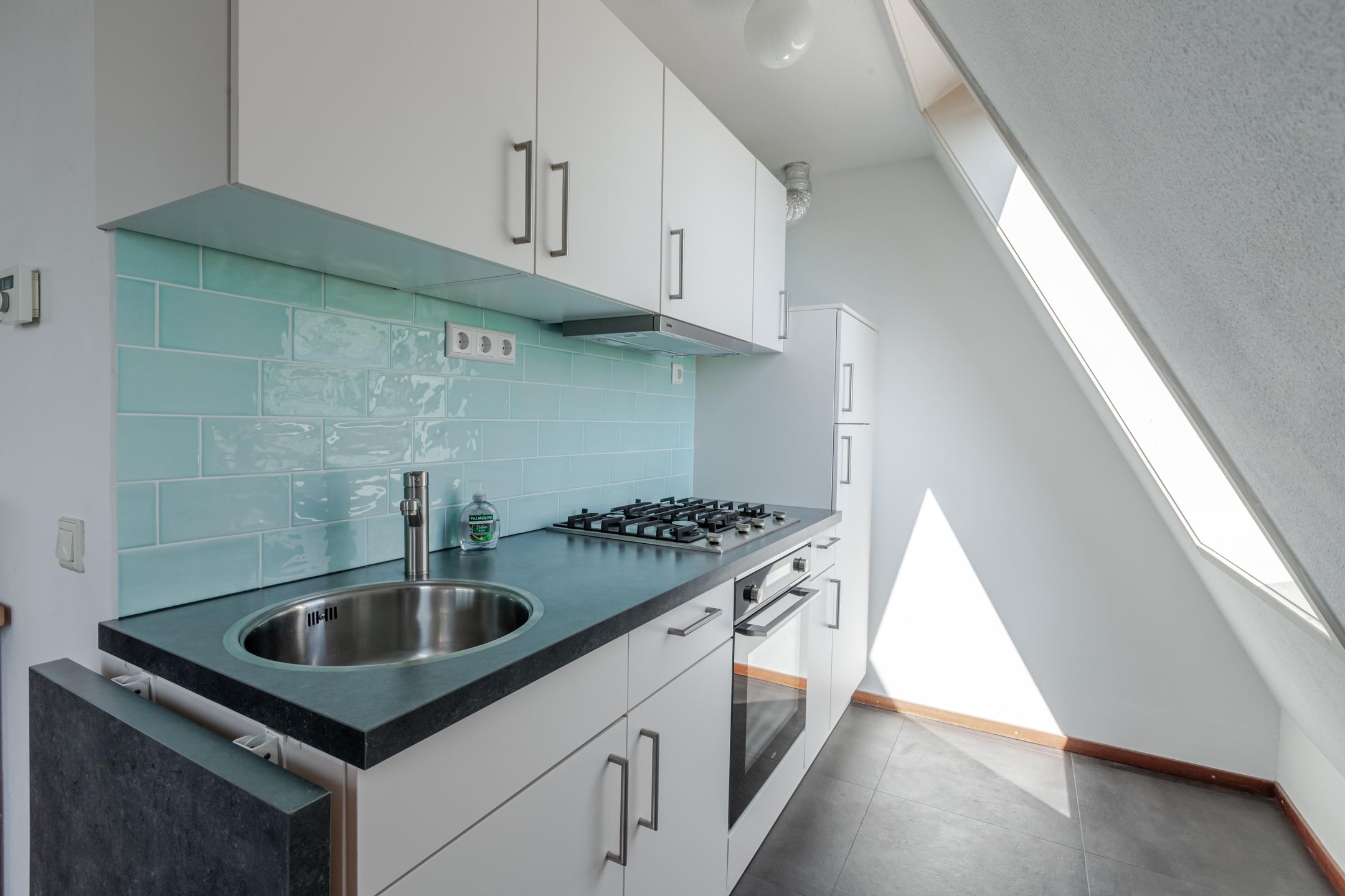 Photo 9 of Binnenweg 197-A