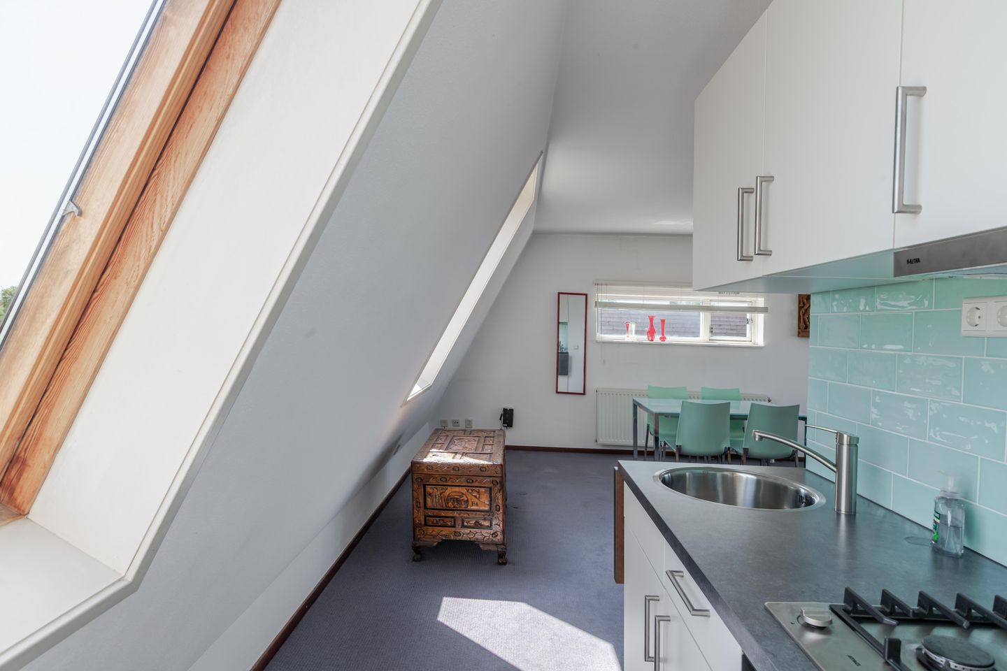 Photo 10 of Binnenweg 197-A