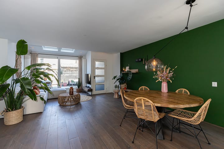 Foto 2 van Ereprijsstraat 6