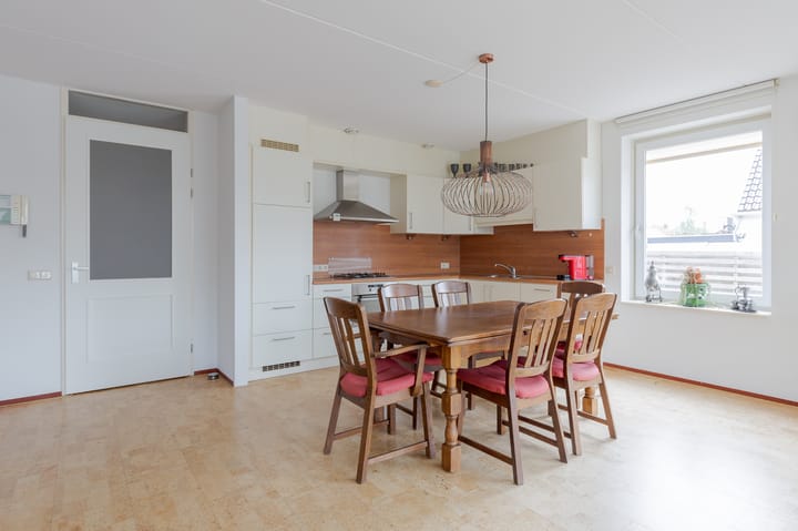 Foto 12 van Dr. Beelstraat 10