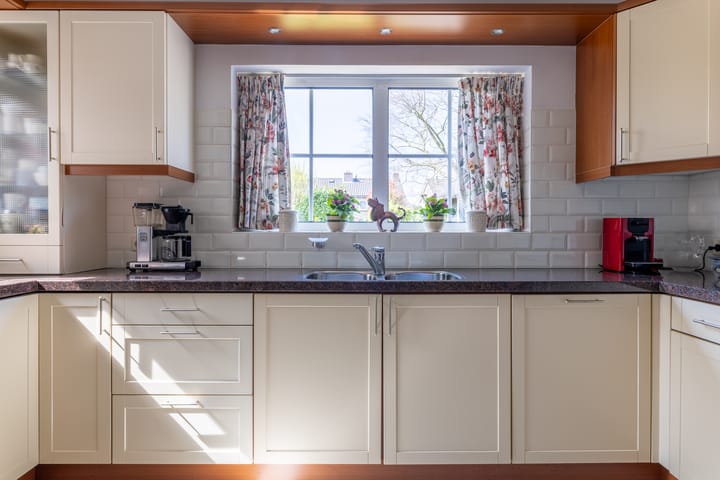 Photo 4 of Lansinkstraat 9-A