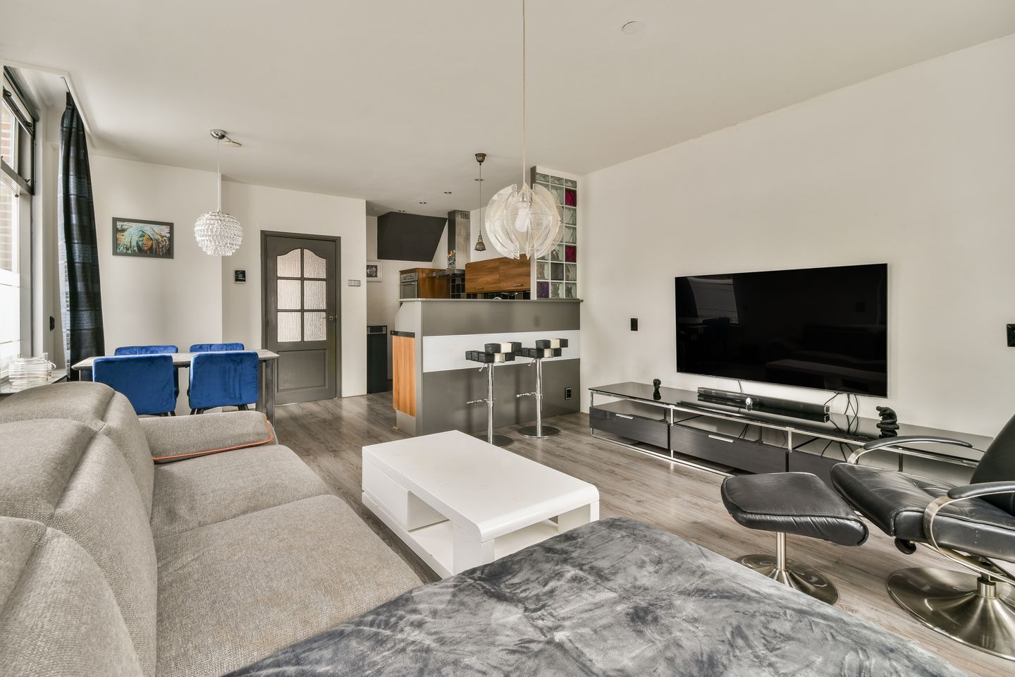 Foto 10 van Eendrachtstraat 10