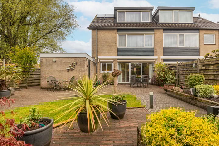 Foto 33 van Lange Vore 2