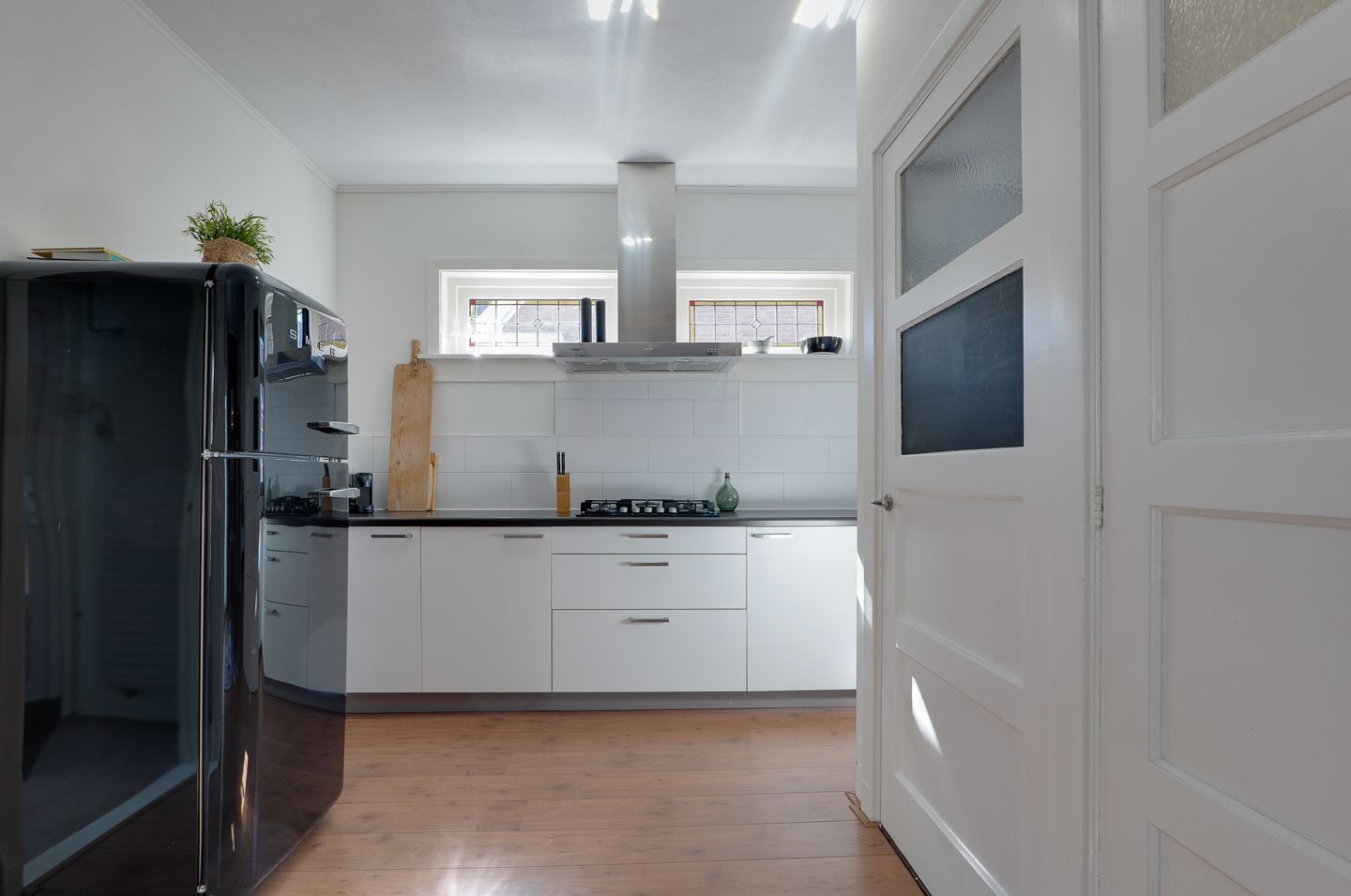 Photo 10 of Molenstraat 128