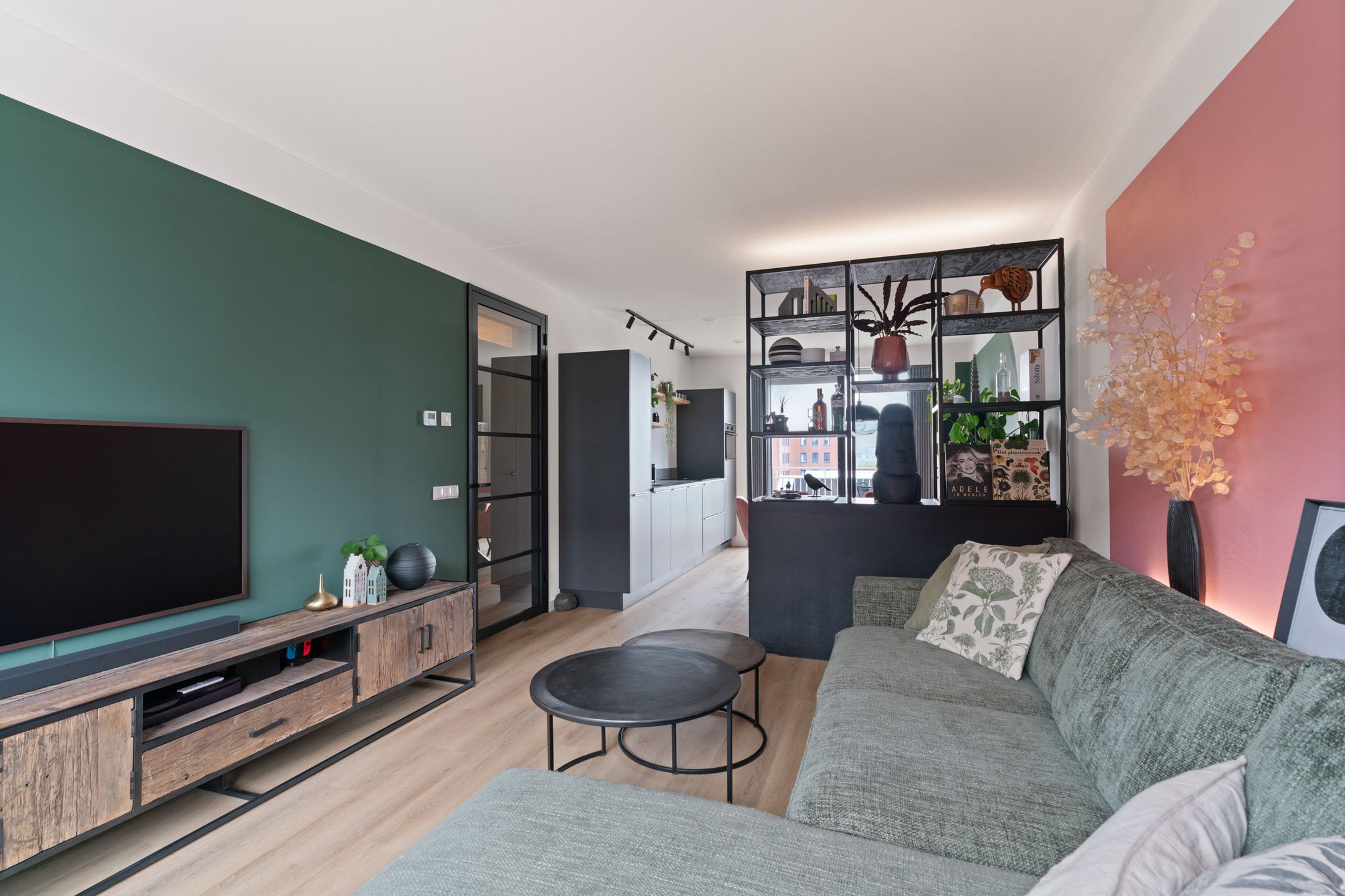 Foto 18 van Annie van Velzenhof 53