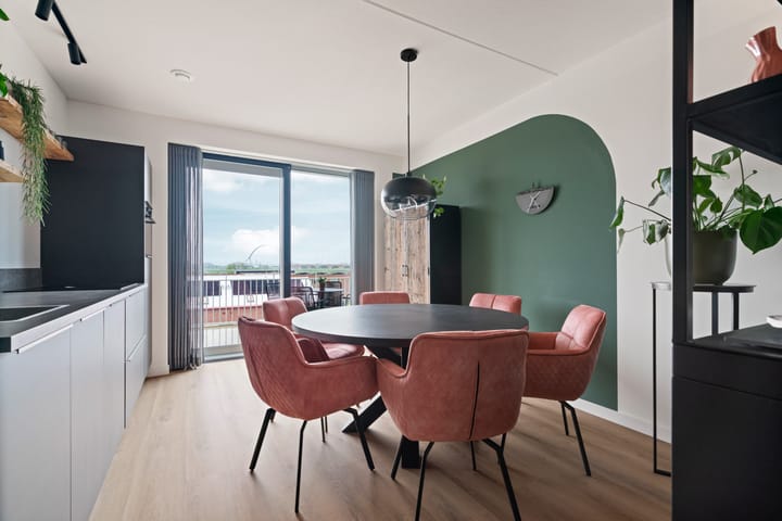 Foto 21 van Annie van Velzenhof 53