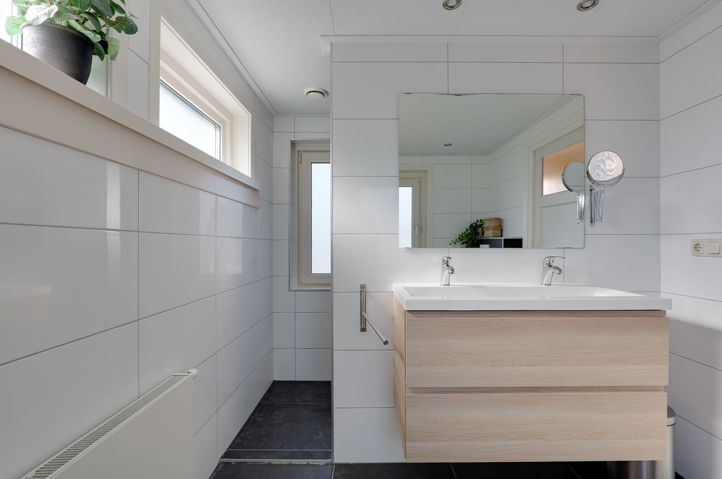 Photo 25 of Molenstraat 128