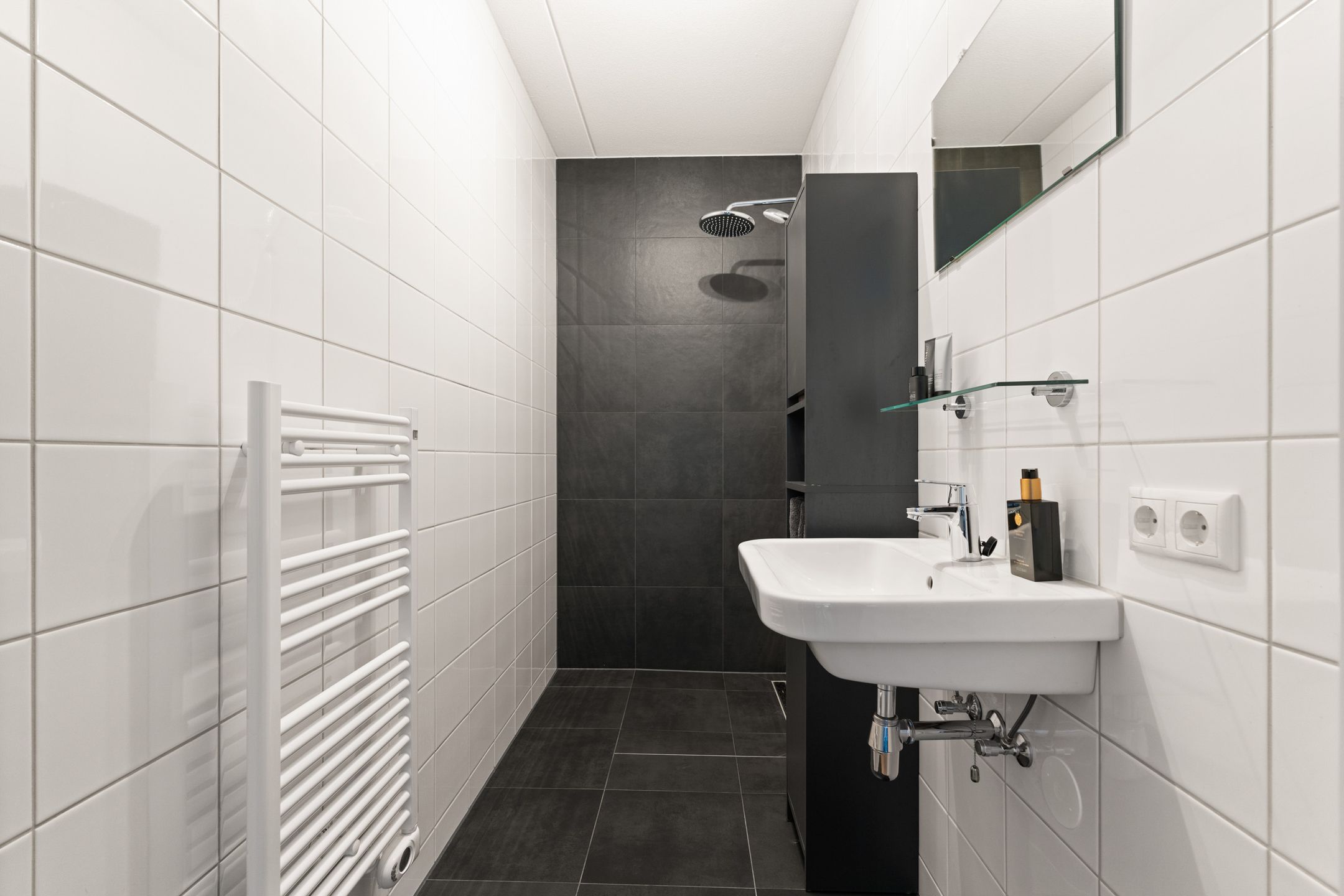 Foto 33 van Annie van Velzenhof 53