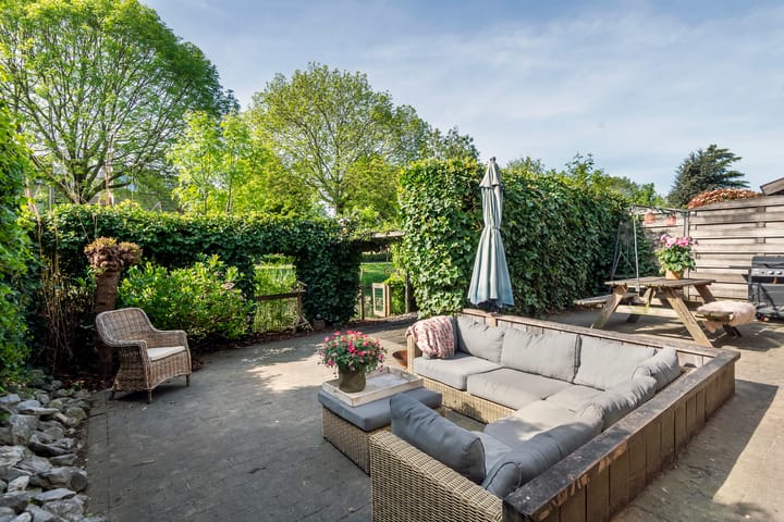 Photo 3 of Aart van der Leeuwstraat 30