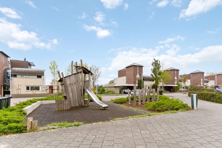 Foto 32 van Margaretha van Oostenrijklaan 5