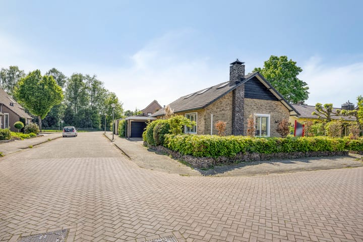 Foto 48 van Dr. Ariënsstraat 16