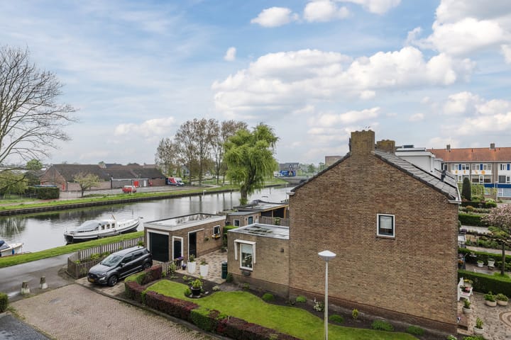 Photo 10 of Petronella van Saxenstraat 105