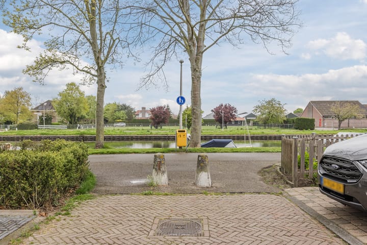 Photo 33 of Petronella van Saxenstraat 105