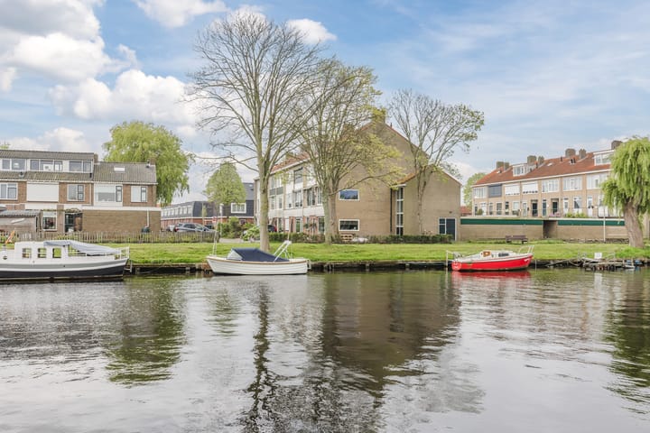 Photo 38 of Petronella van Saxenstraat 105