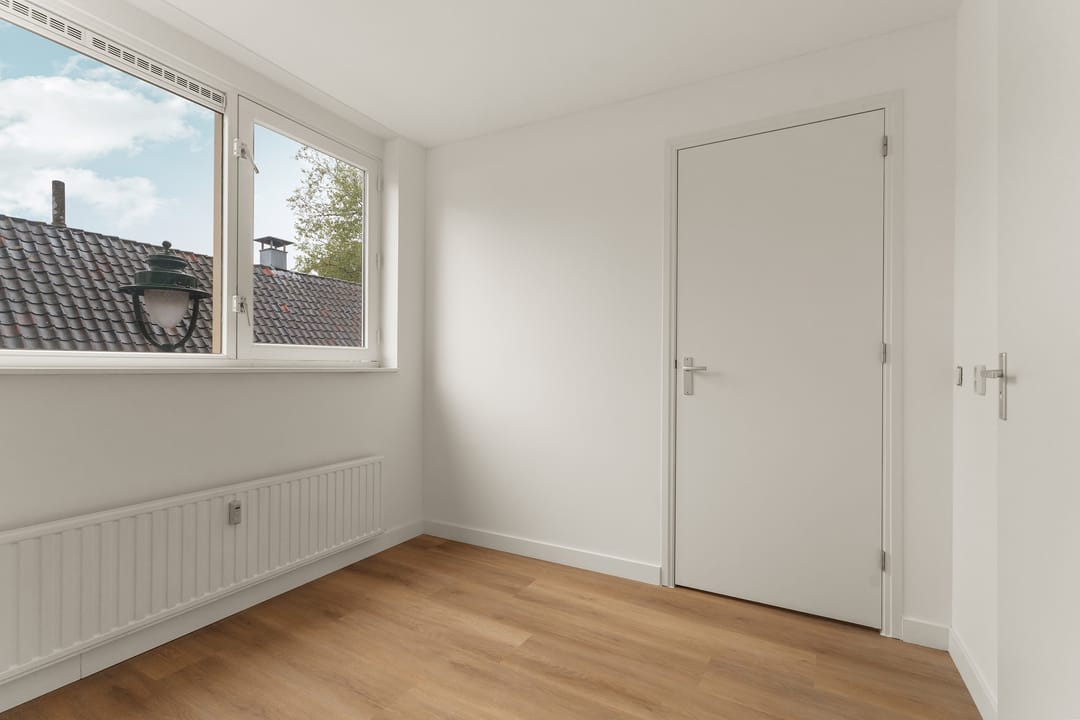 Photo 22 of Tapijtstraat 9