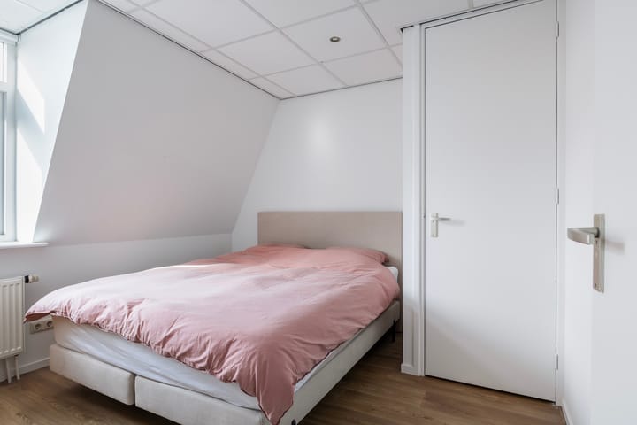 Foto 27 van van Asbeckstraat 12