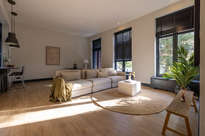 Photo 2 of Kortenaerstraat 1-C