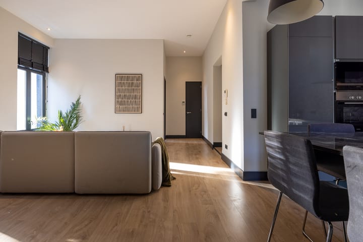 Photo 10 of Kortenaerstraat 1-C