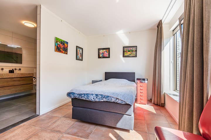 Foto 30 van Iseldoks 141