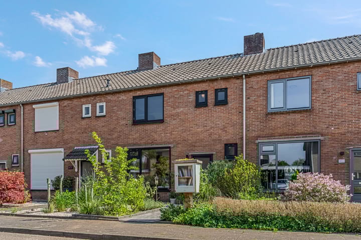 Photo 6 of Huchtstraat 56