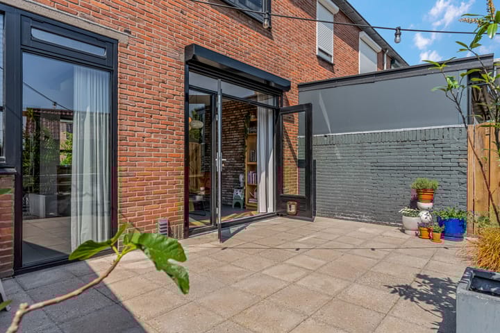 Photo 45 of Huchtstraat 56