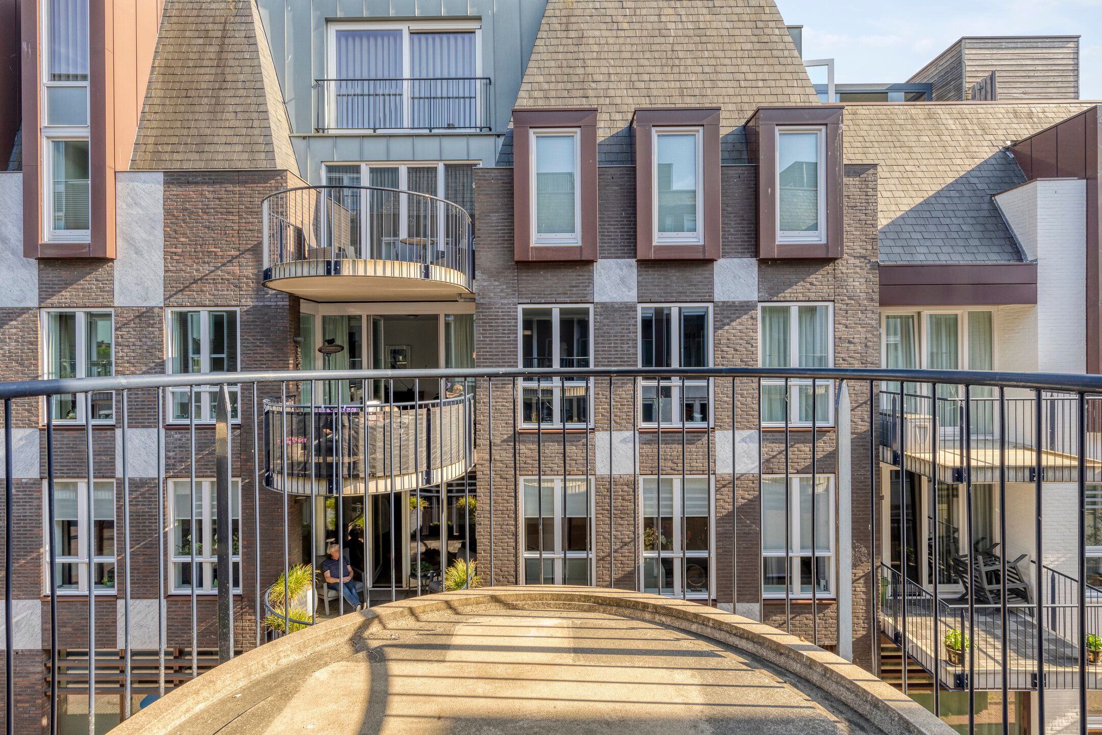 Foto 21 van Mgr vdn Tillaartstraat 33