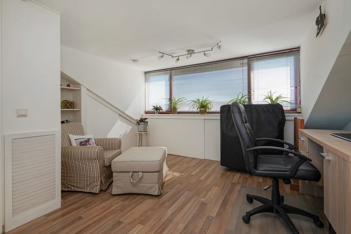 Photo 26 of Strausserf 1