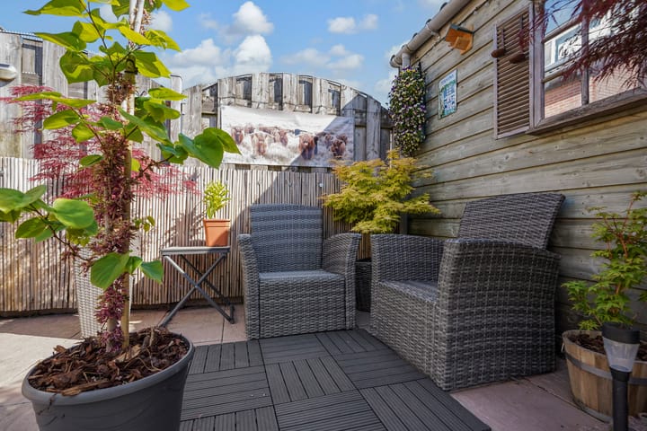 Photo 29 of Strausserf 1