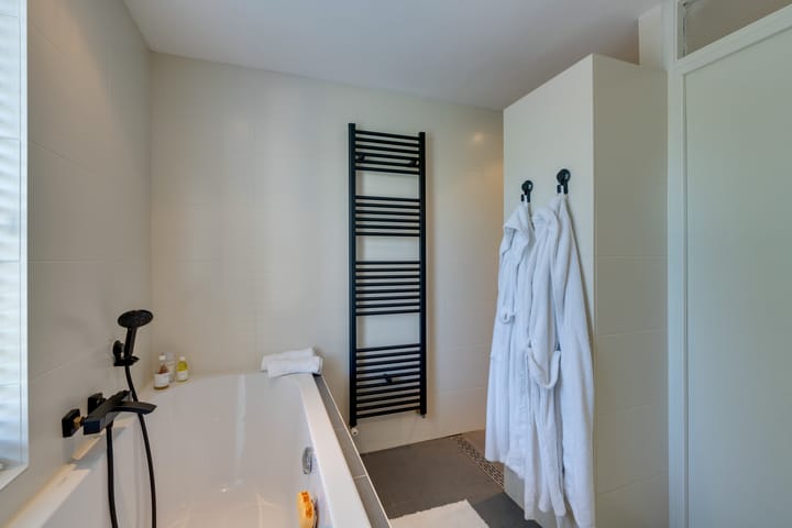 Photo 41 of Driekoningenhof 81