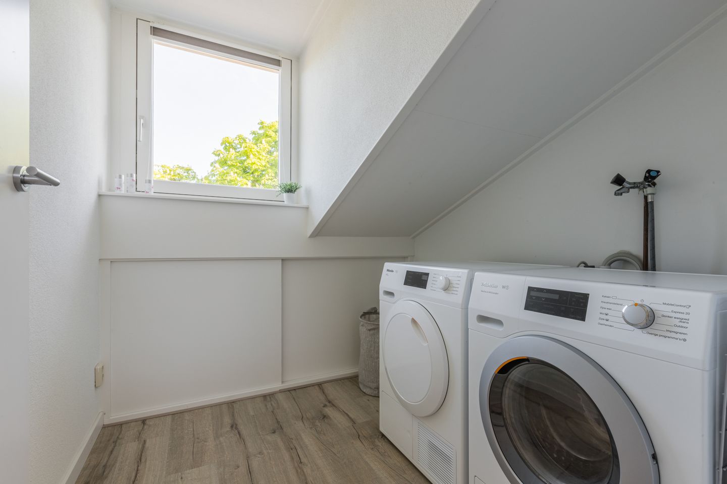 Foto 19 van Anemonenstraat 9