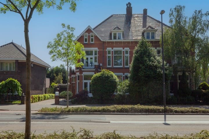 Photo 5 of Schiedamseweg 116