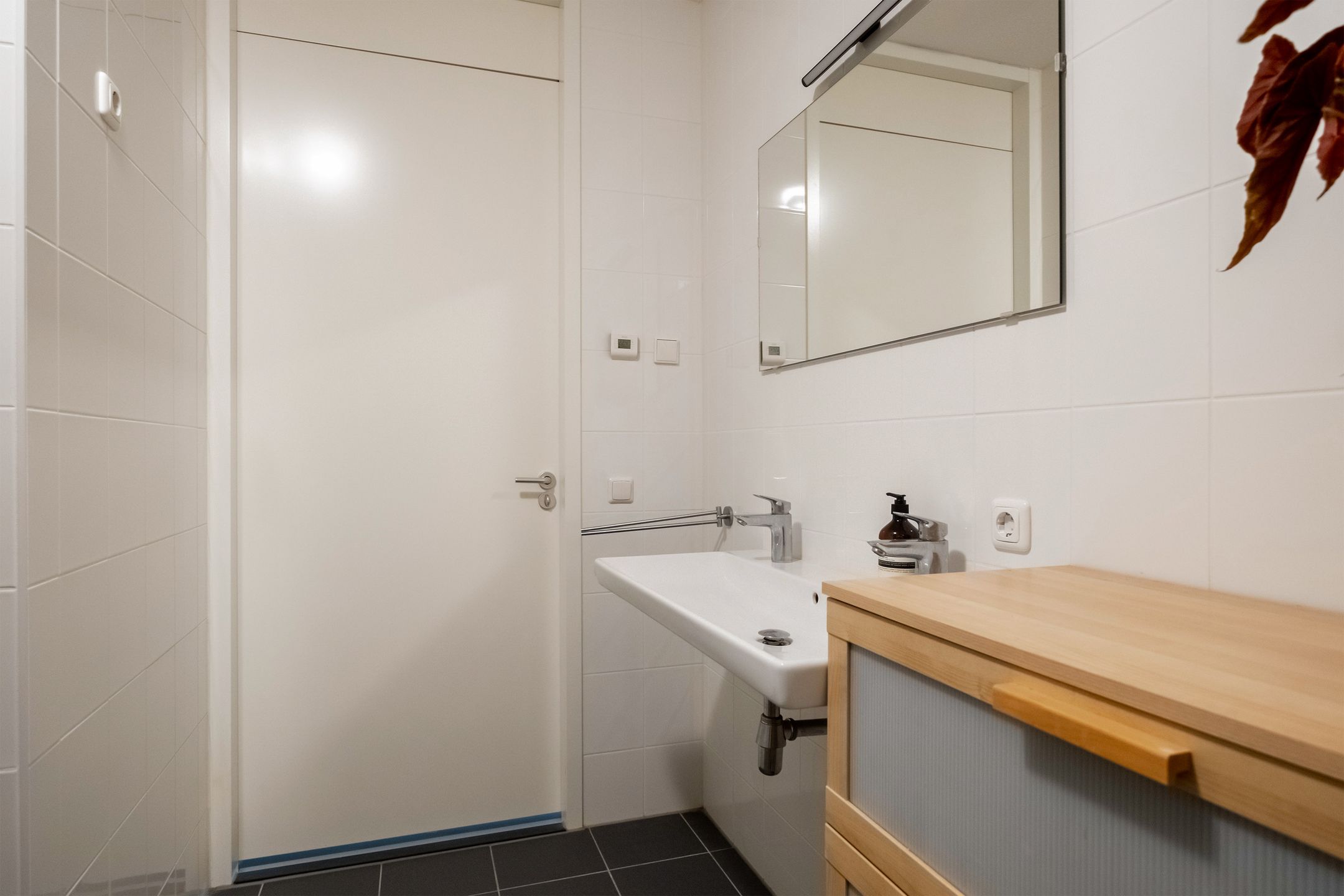 Foto 24 van Grauwaartsingel 512