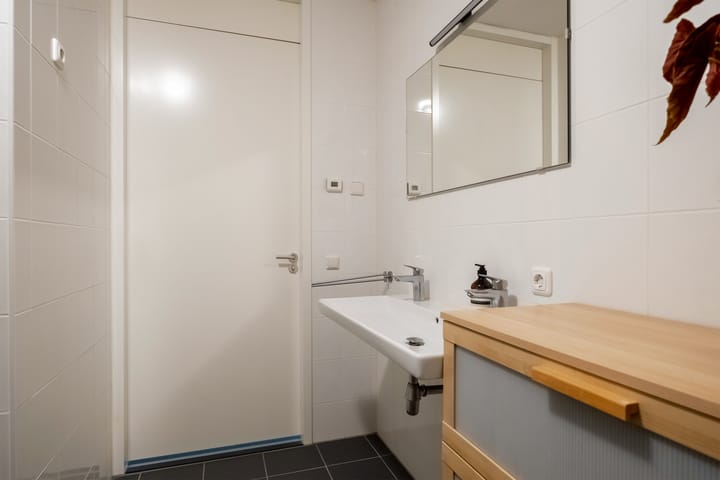 Foto 24 van Grauwaartsingel 512