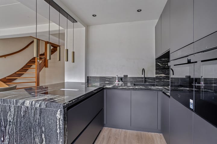 Foto 9 van Van Oldenbarneveltstraat 60