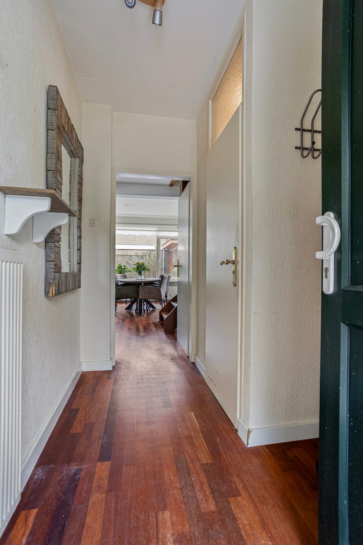 Foto 12 van Van Oldenbarneveltstraat 60