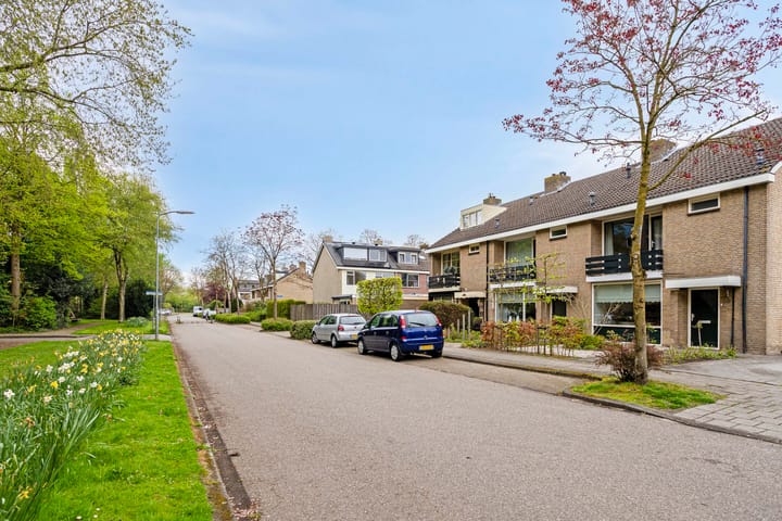 Foto 30 van Van Oldenbarneveltstraat 60