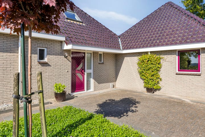 Foto 9 van Hoofdweg 156-A